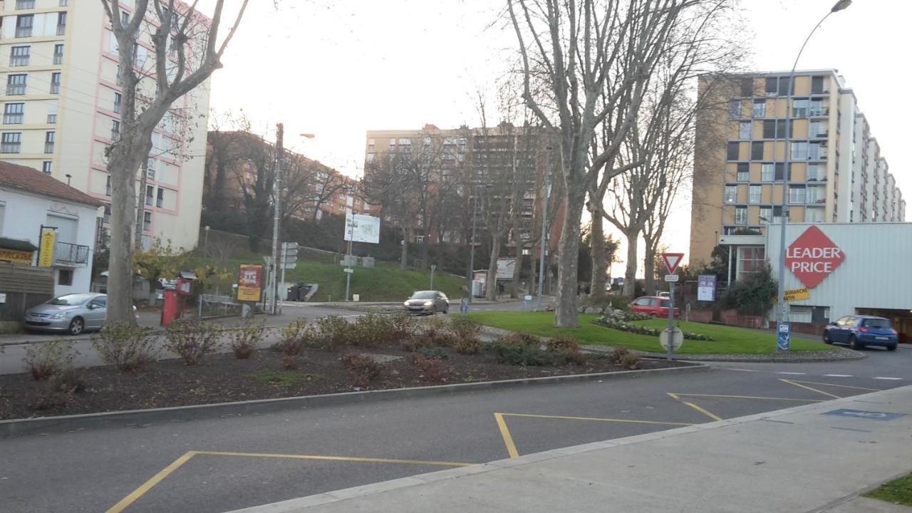 Chambre 1 Personne Et Studio 1 Personne Avec Entree Libre Et Salle De Bain Privee Colomiers Ngoại thất bức ảnh